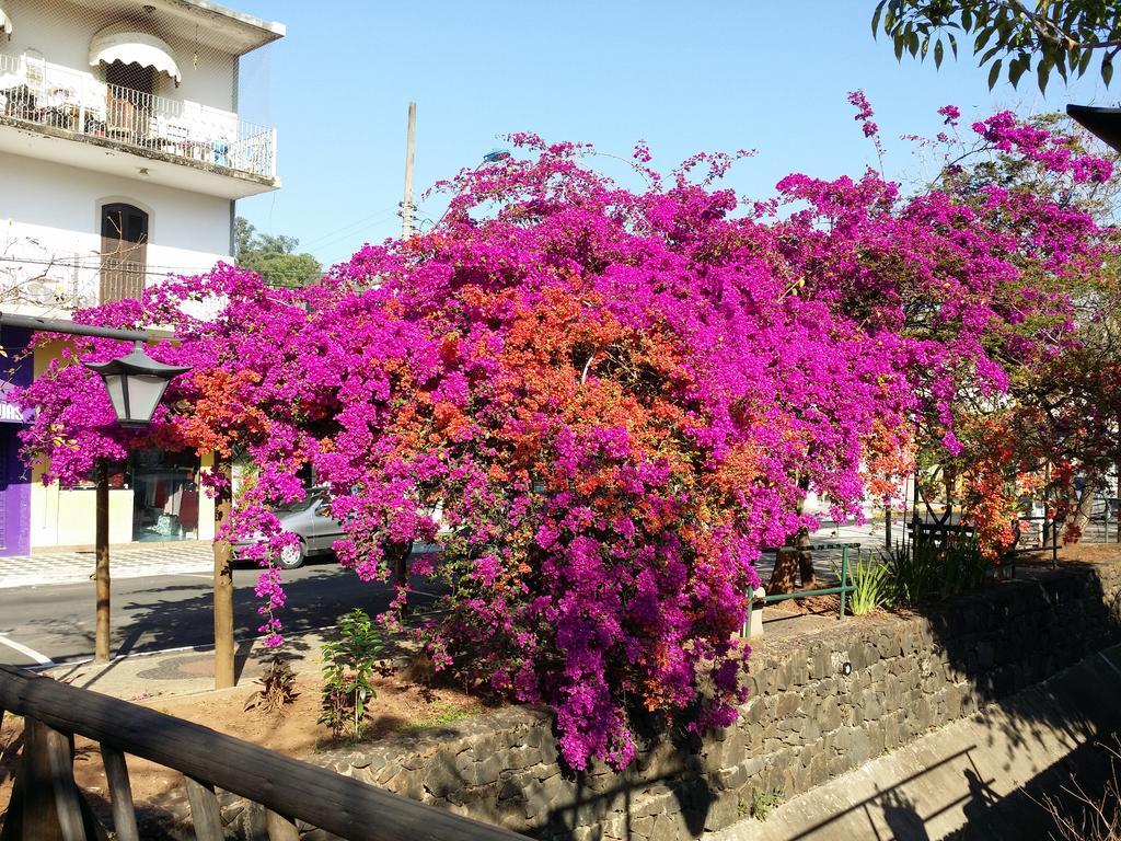 Pousada Suites Águas de São Pedro エクステリア 写真