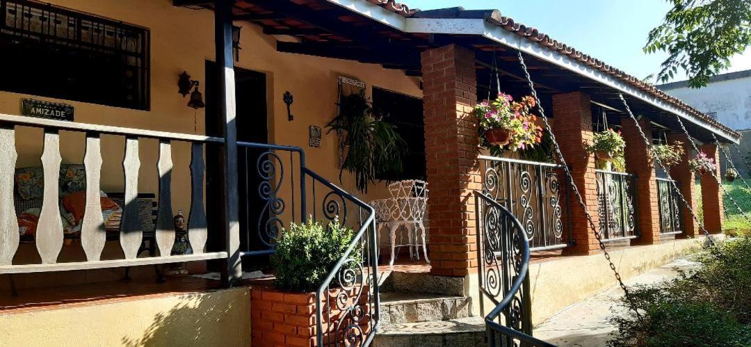 Pousada Suites Águas de São Pedro エクステリア 写真